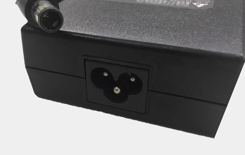 Адаптер переменного тока Delta – обзор и цена Laptop Charger